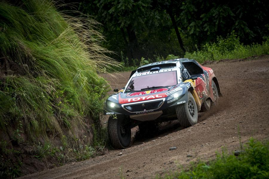  Peugeot 2008 DKR16 2015 года  (фото 25 из 25)